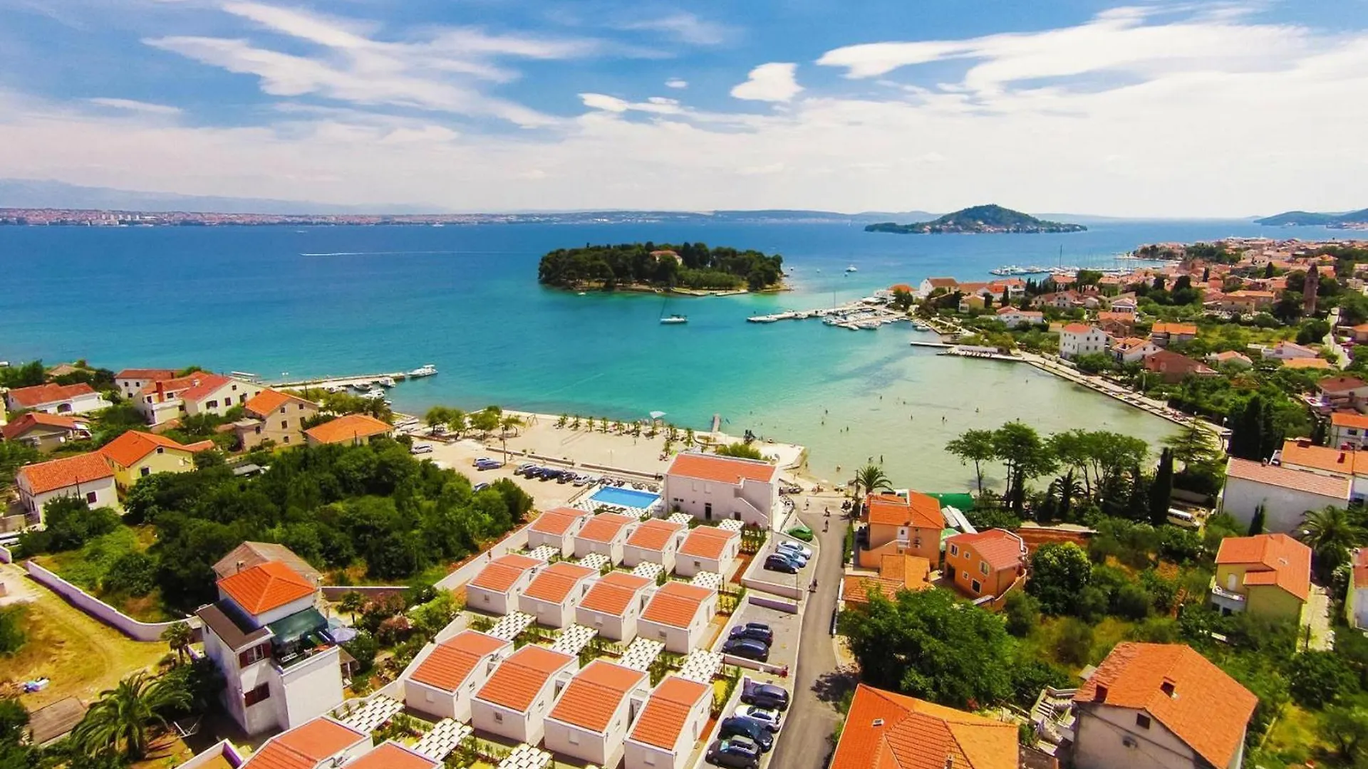 Apartments Dalmatia In Preko Island Ugljan With Swimmingpool