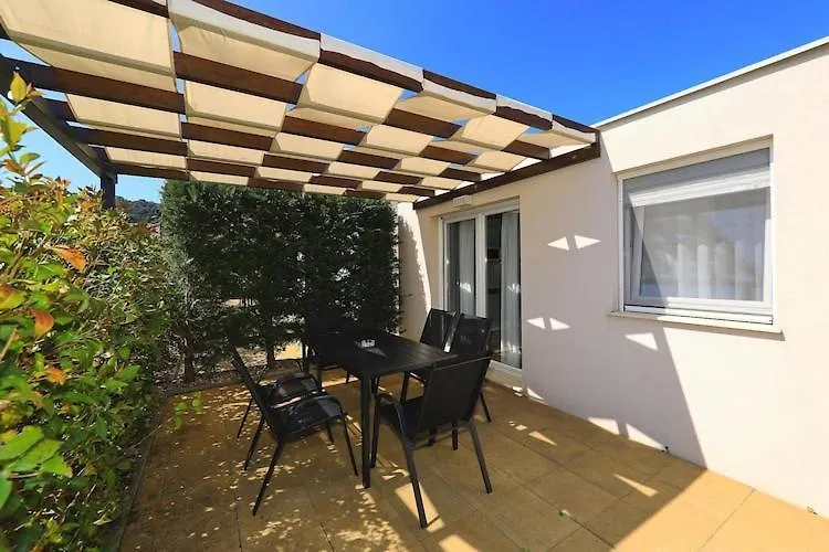 Apartments Dalmatia In Preko Island Ugljan With Swimmingpool